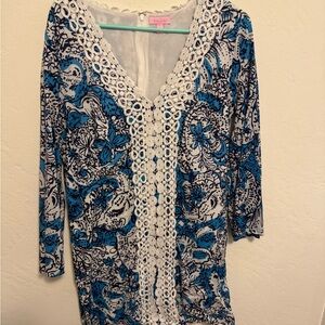Lilly Pulitzer Blue and White Floral Lace dress